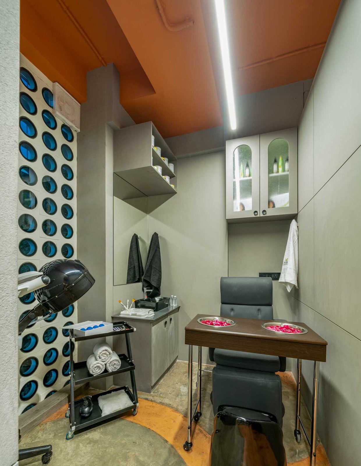 AB salon
