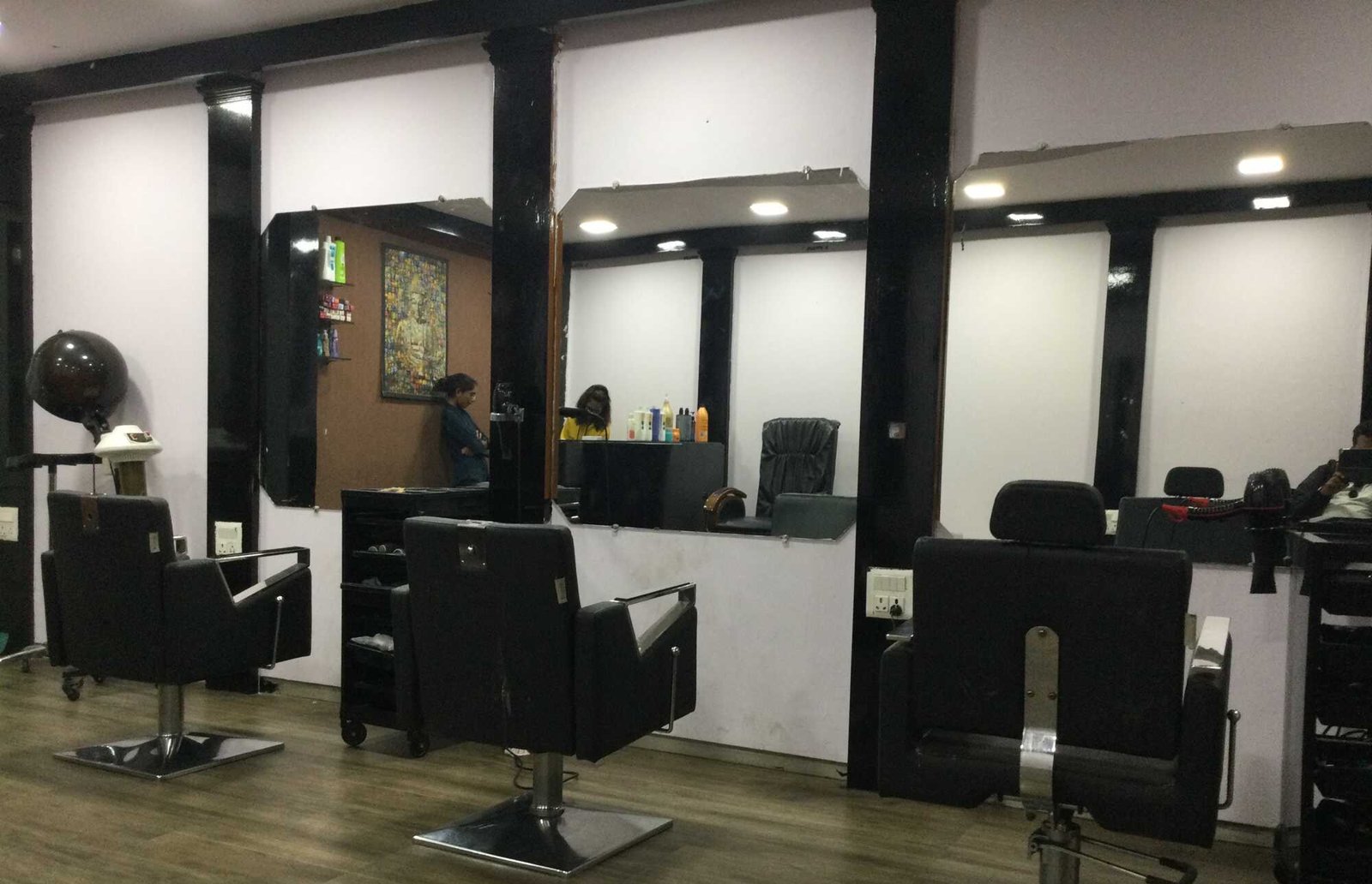 Vivan Keya's Hair Studio