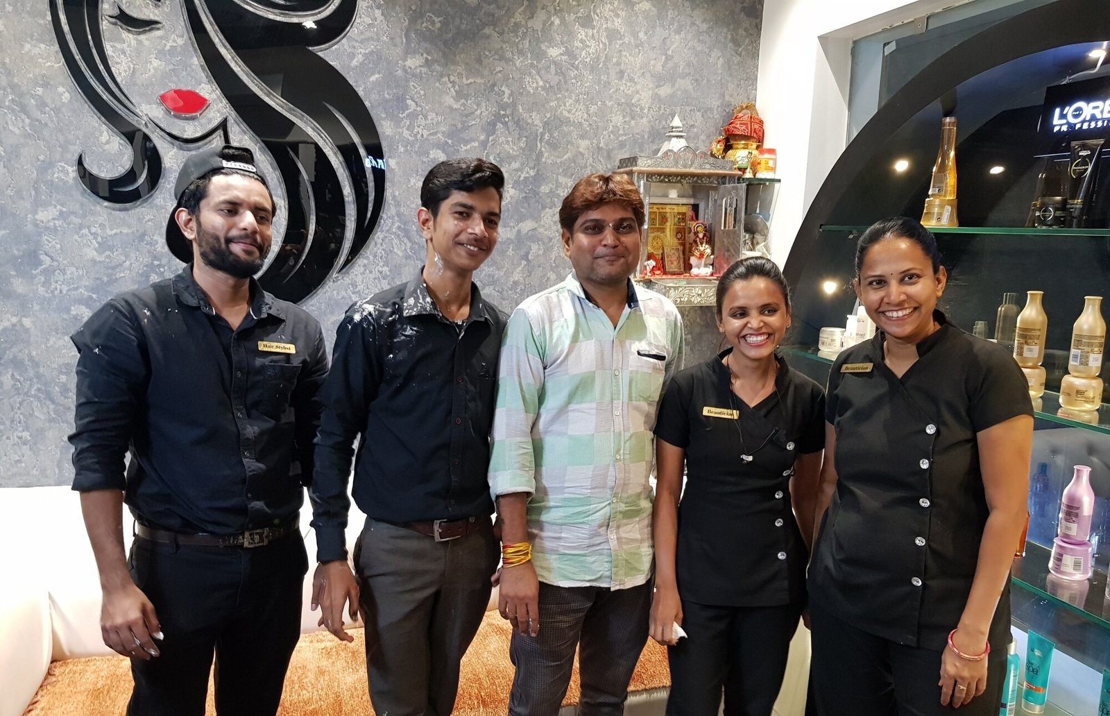 Deeps Unisex Salon