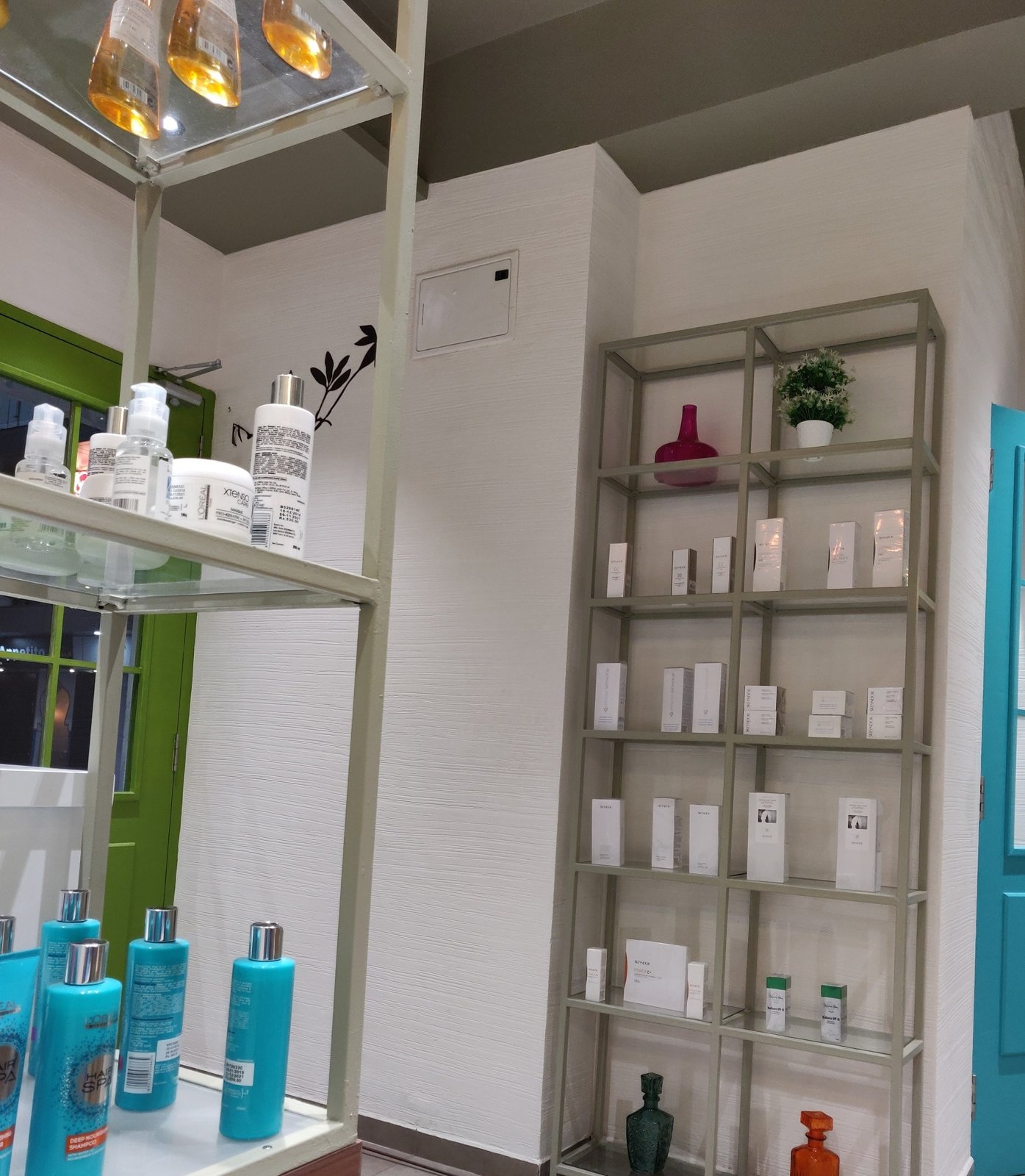 Bloom Salon