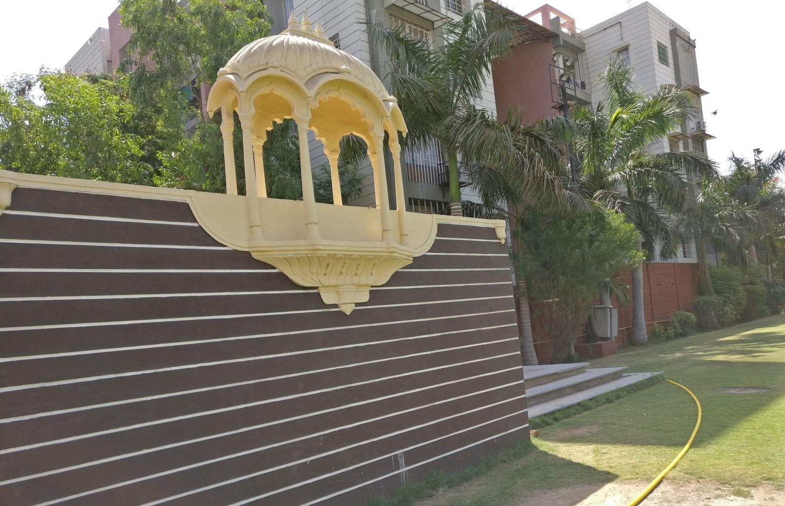 Saransh Party Plot