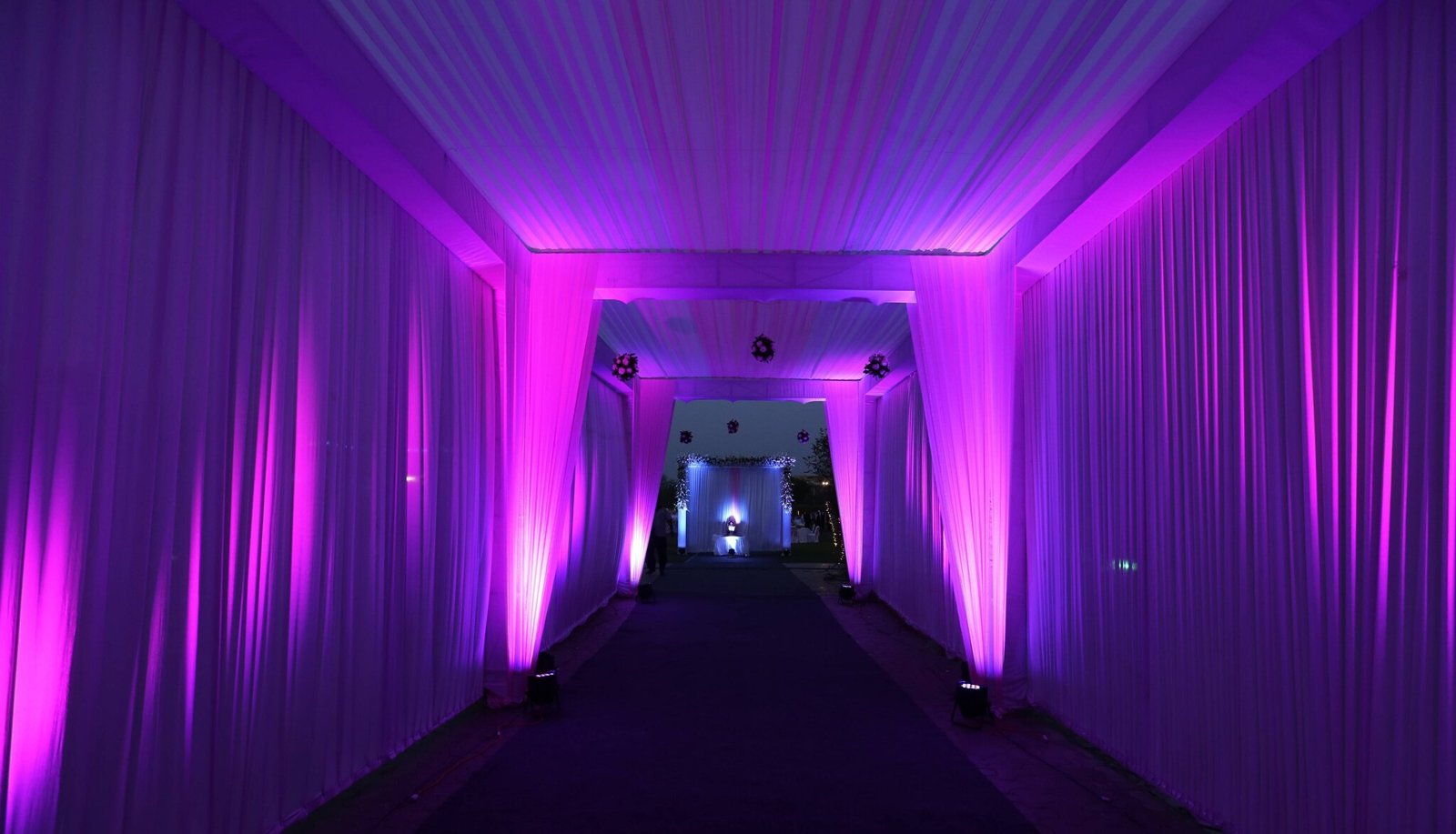 Vinayak Decorators