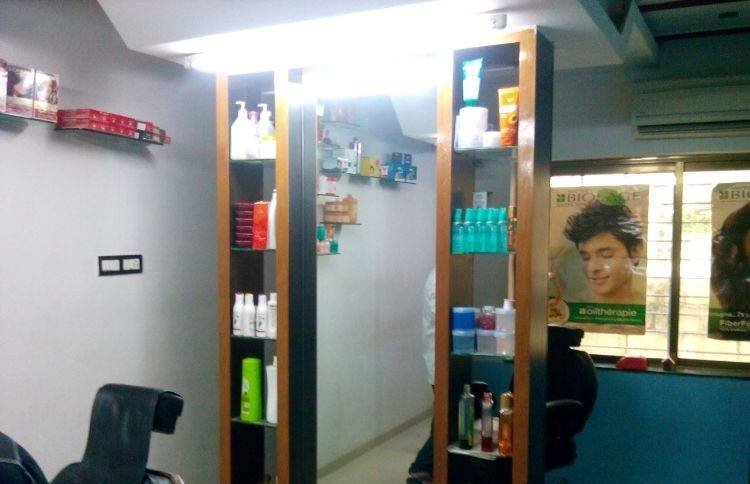 Make Over The Family Salon