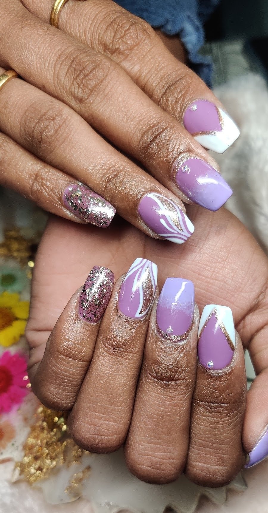 Darpana's Mahendi & Nail's
