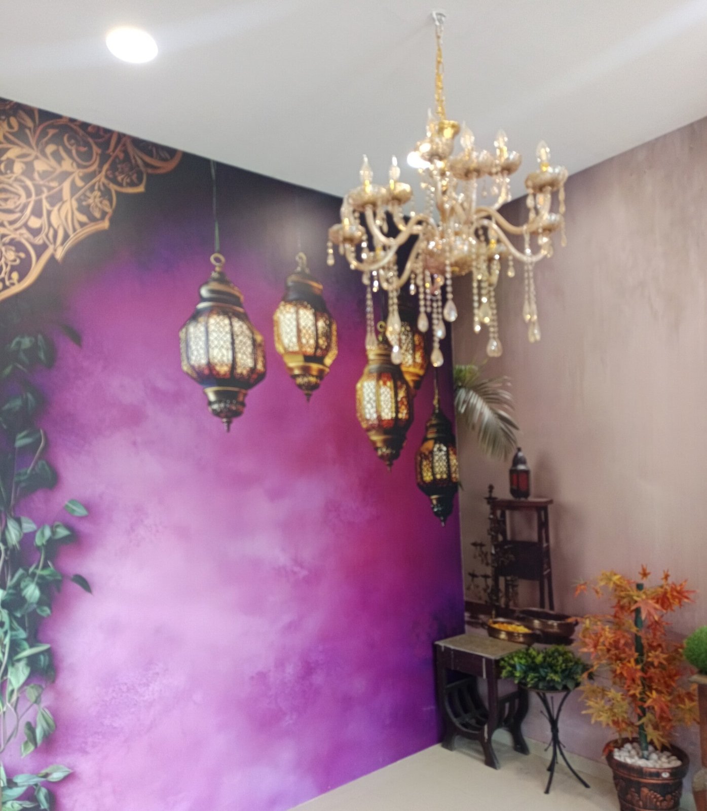 Rashmi Saloon