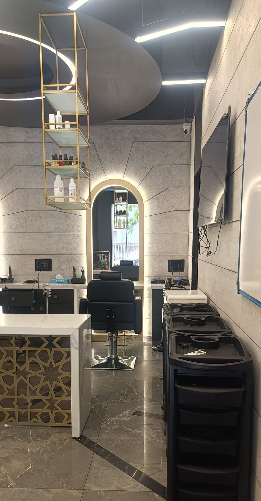 Shades Salon By Sankalp