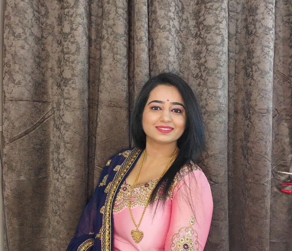 Radha Beauty Parlour And Classes