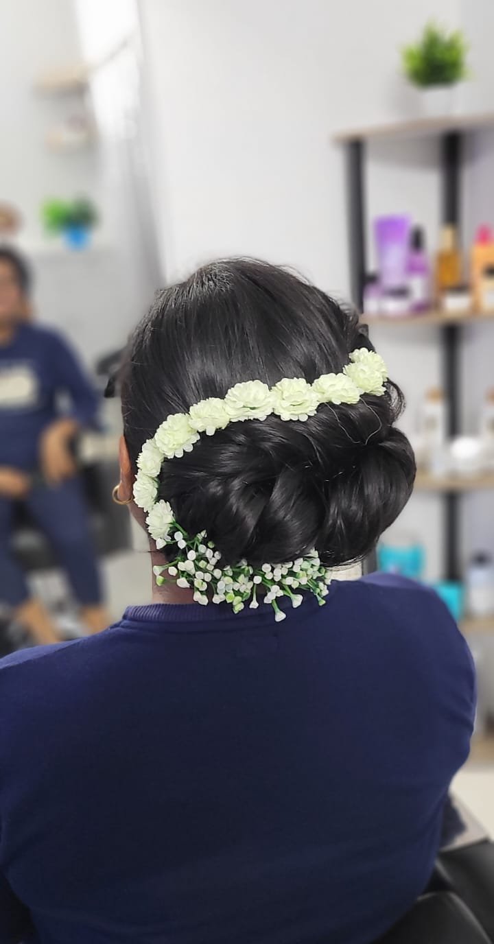 Moon Beauty Salon
