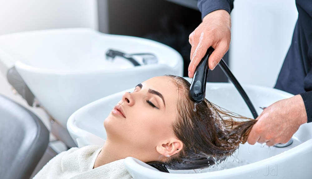 Mayuri beauty parlour
