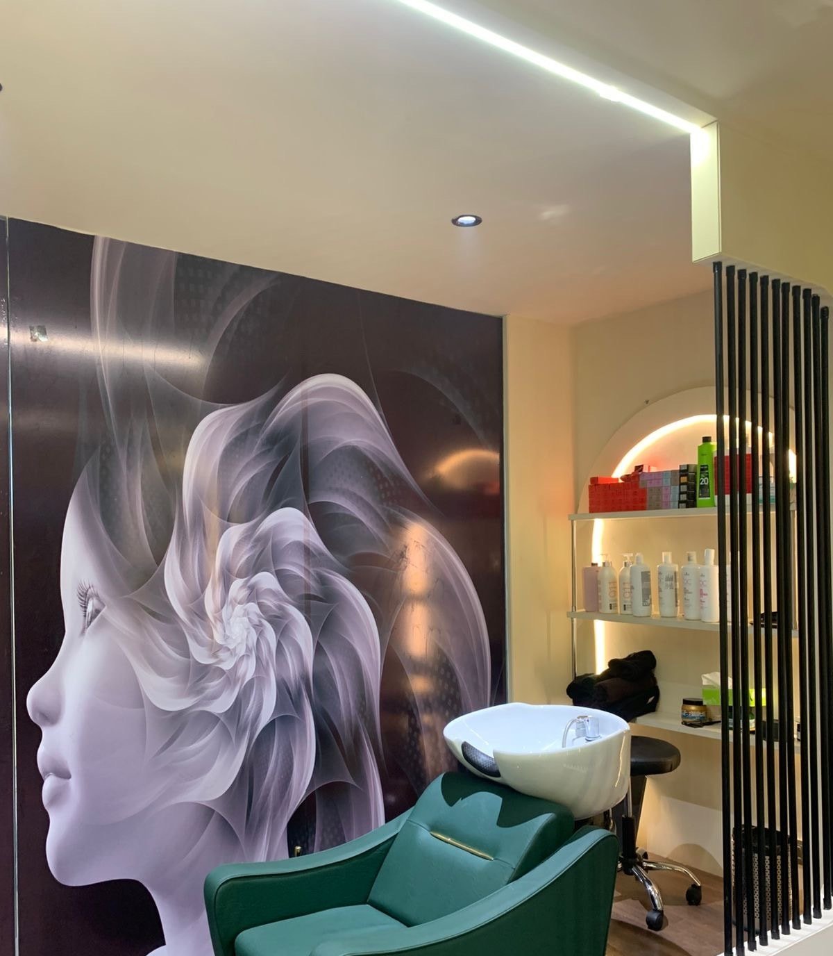 The Blooming Unisex Salon