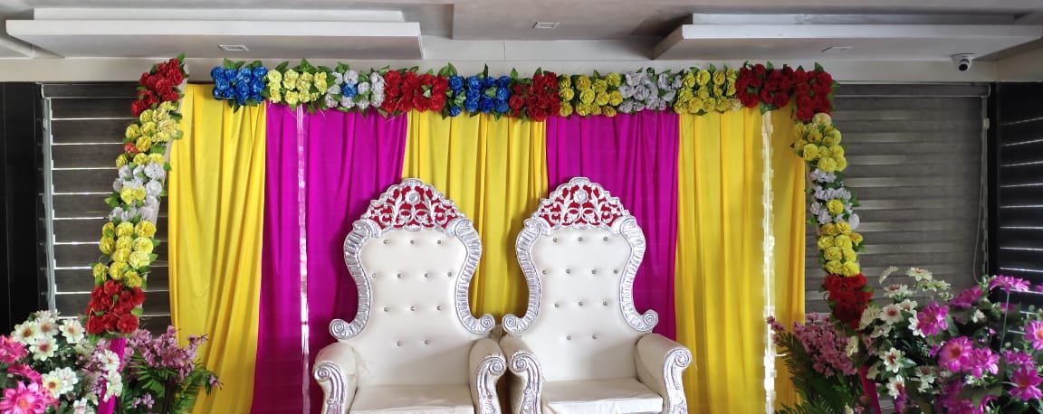 Roop Decorators