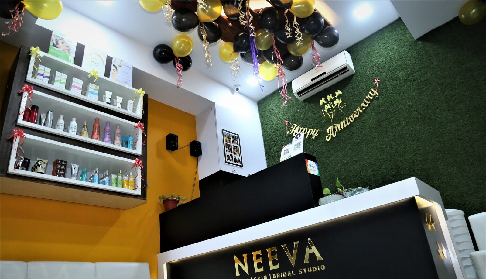 Neeva Unisex Salon