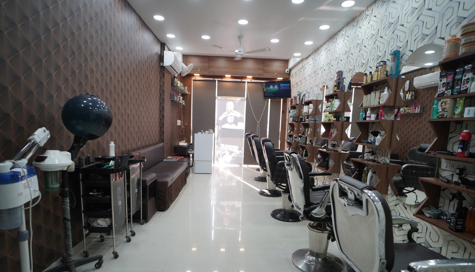 Black Shine Unisex Salon