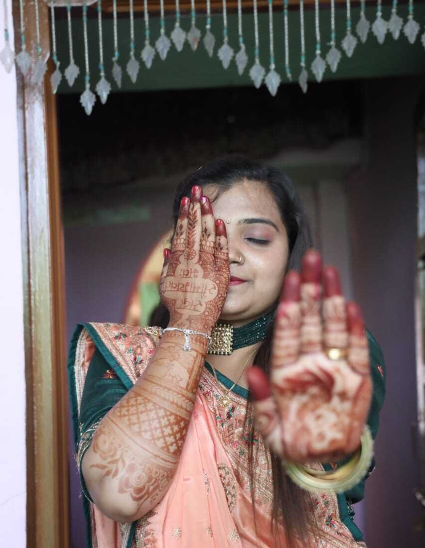 Rinal Designer Mehndi