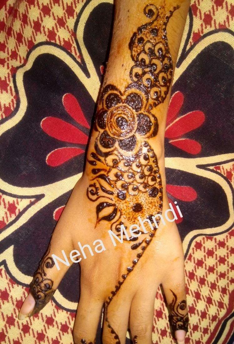 Neha Mehndi Art And Classes