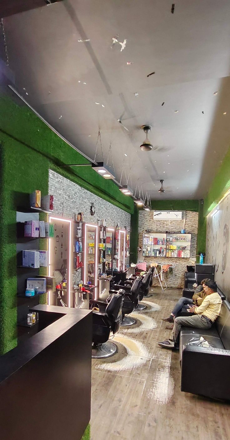 Western Look Unisex Hair Salon