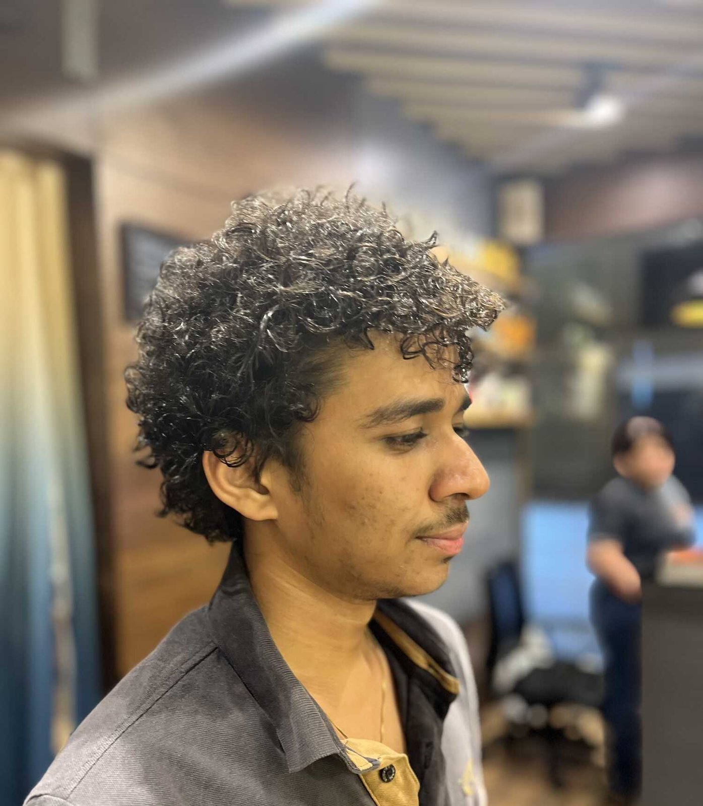 V S Touch Unisex Salon