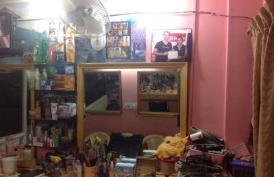 Simmi Beauty Parlour
