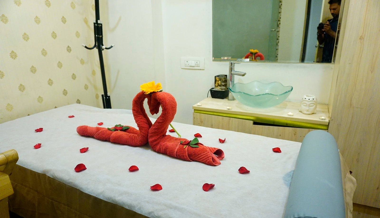 Bloom Salon