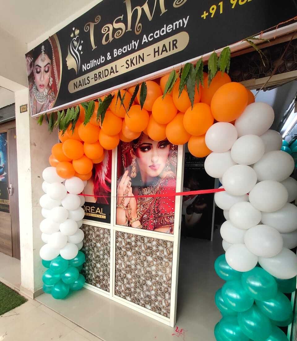 Tashvis Nailhub And Academy