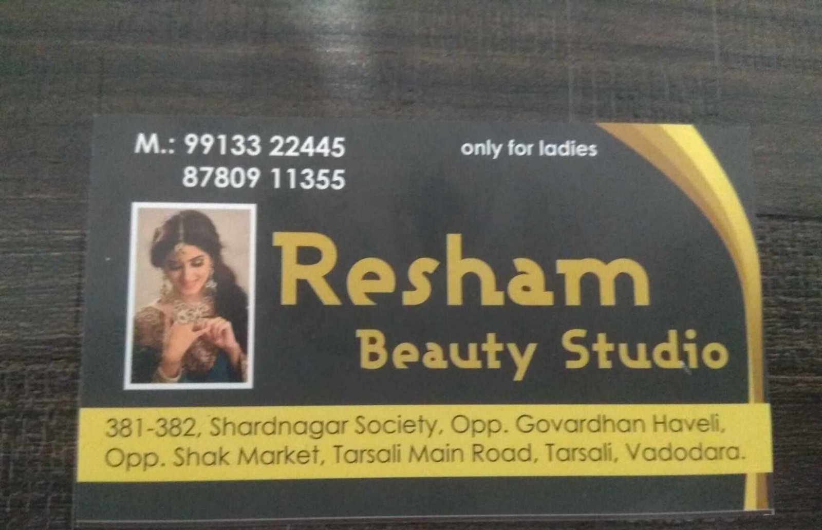 Resham Beauty Studio