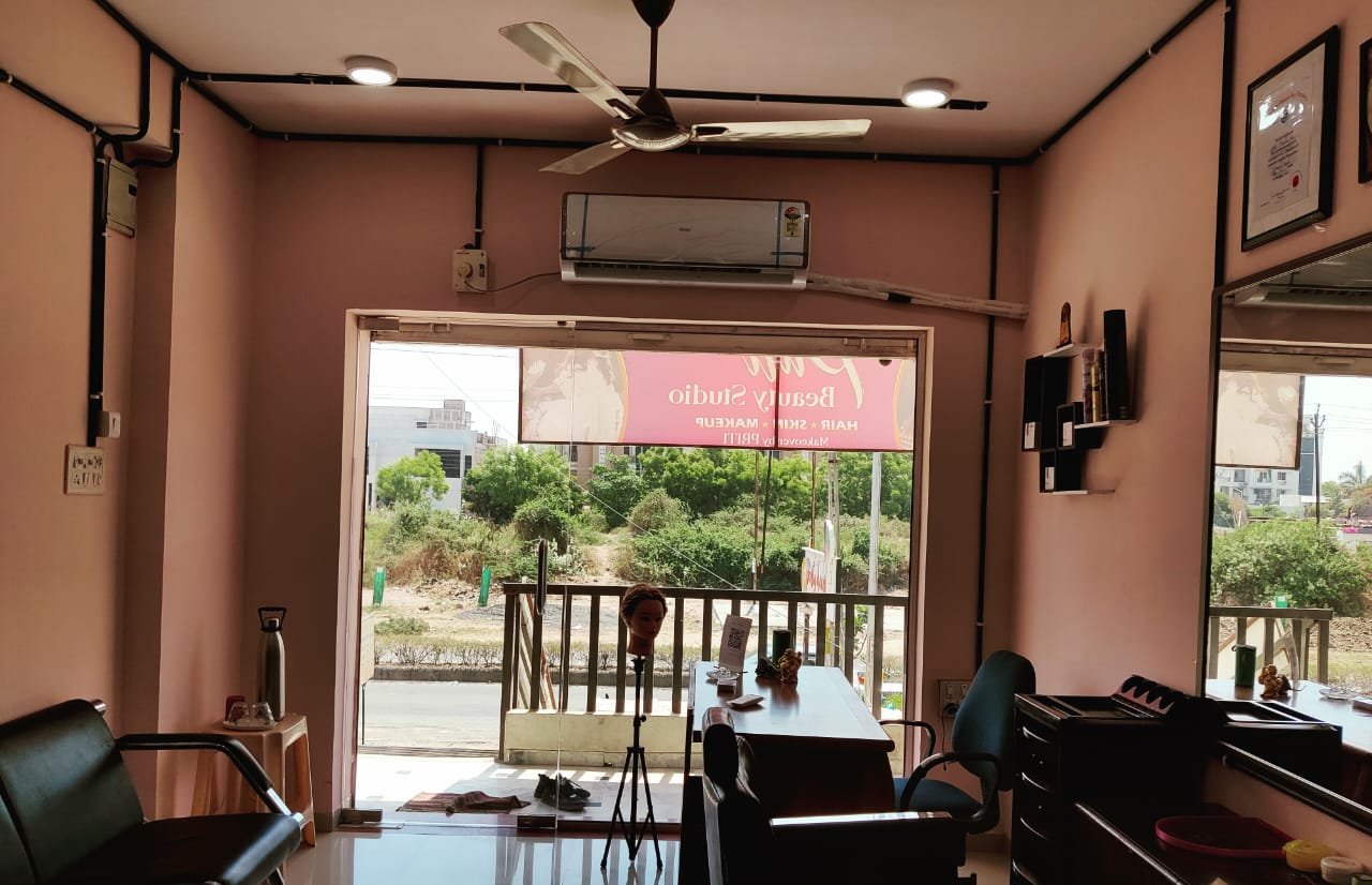 Pari Beauty Studio