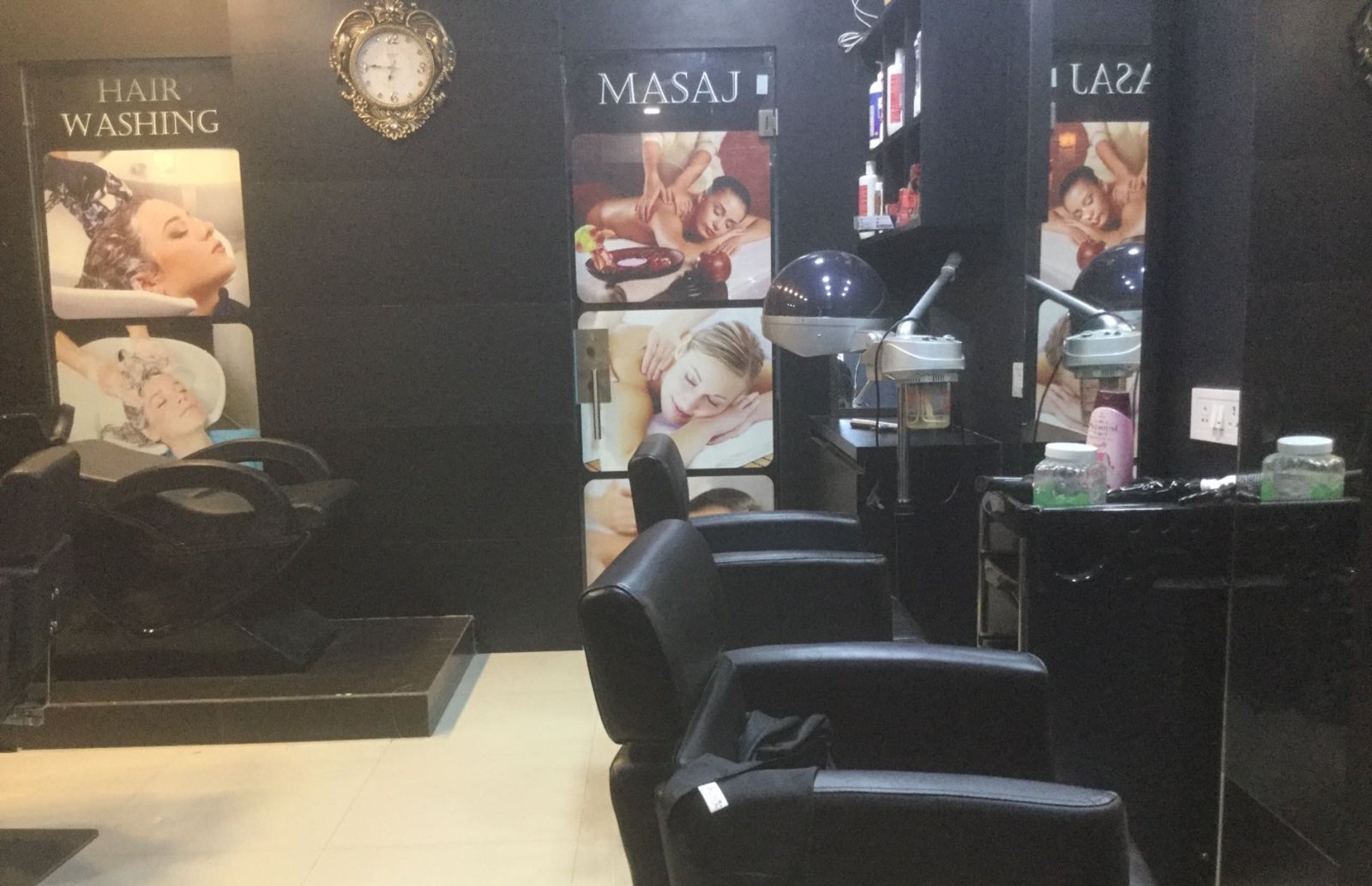 Up 2 Date Salon
