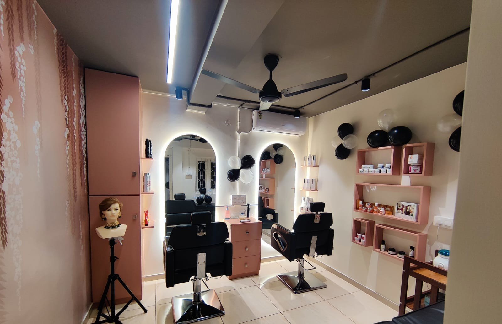 Roop Beauty Lounge