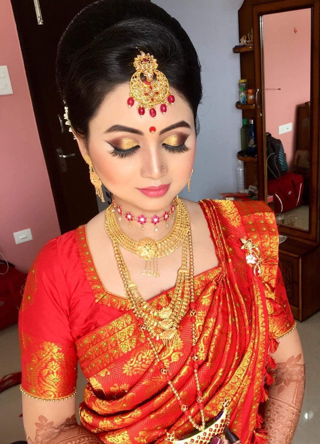 Ms Hemali