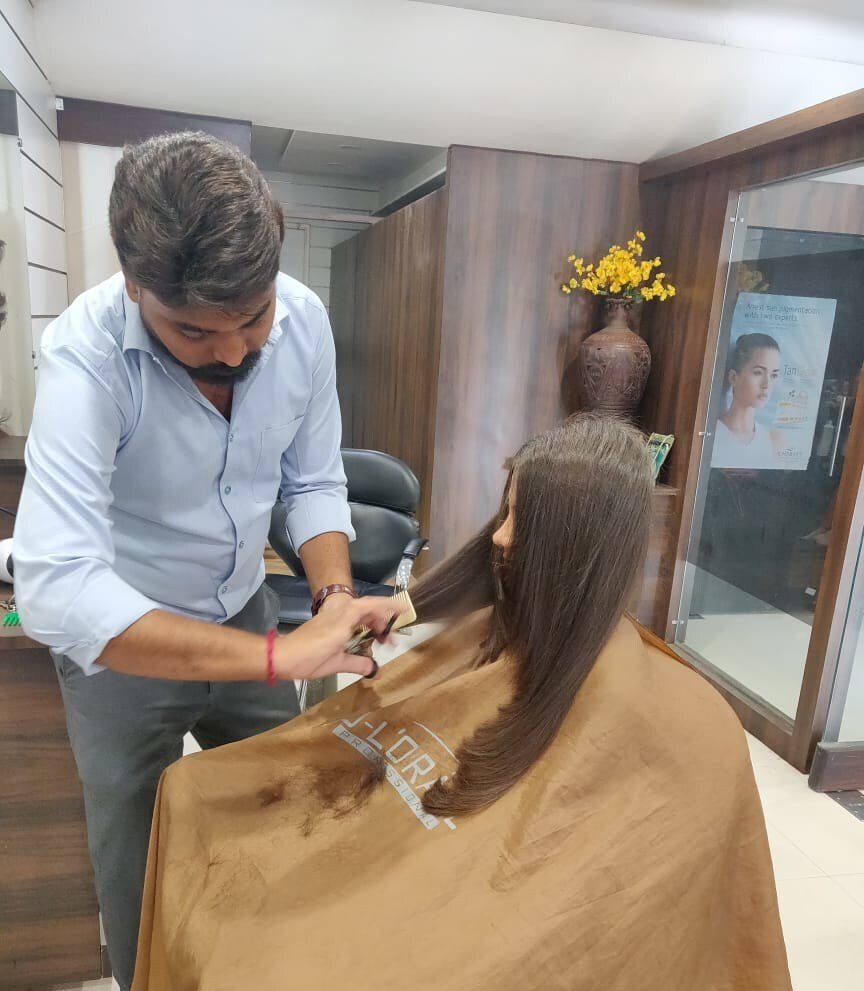 Melena The Barber Shop