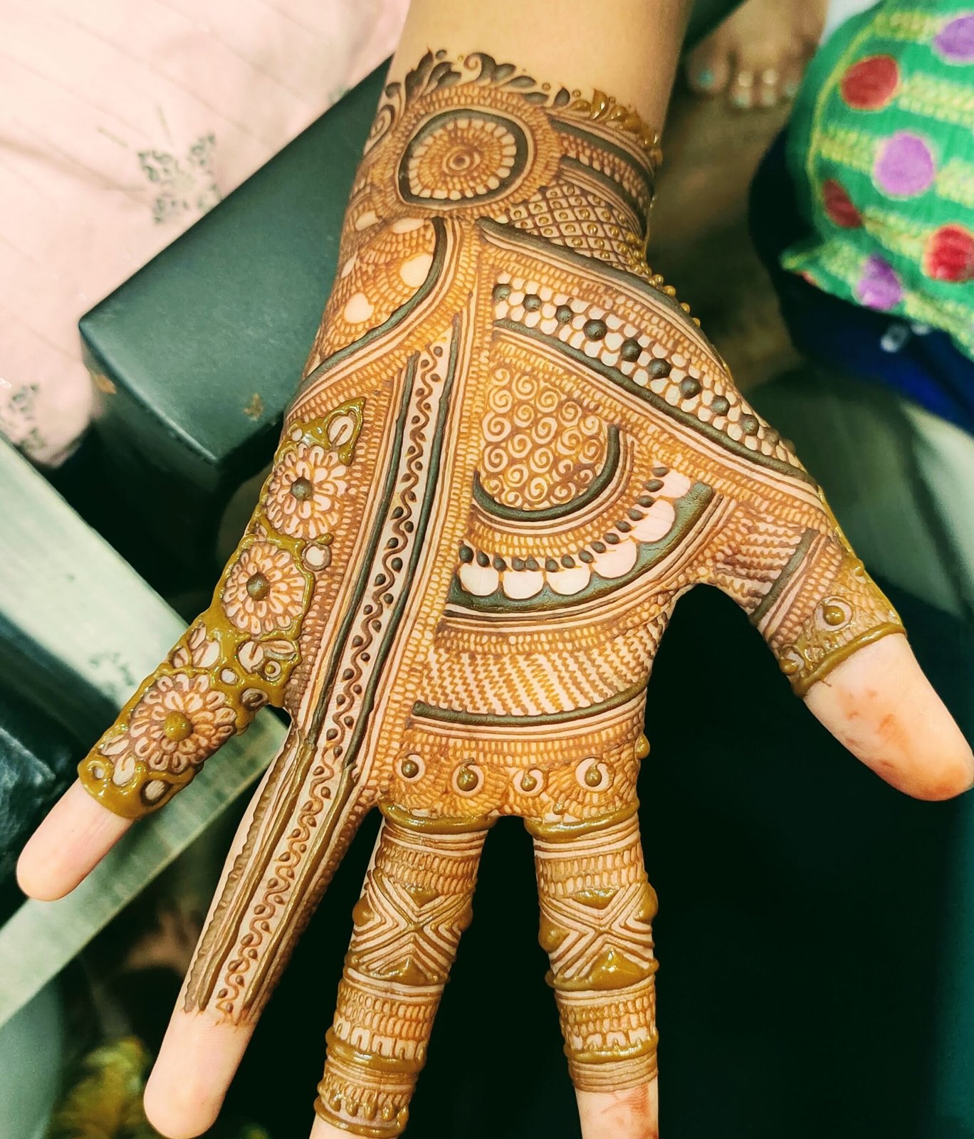 Rozi Mehndi Art