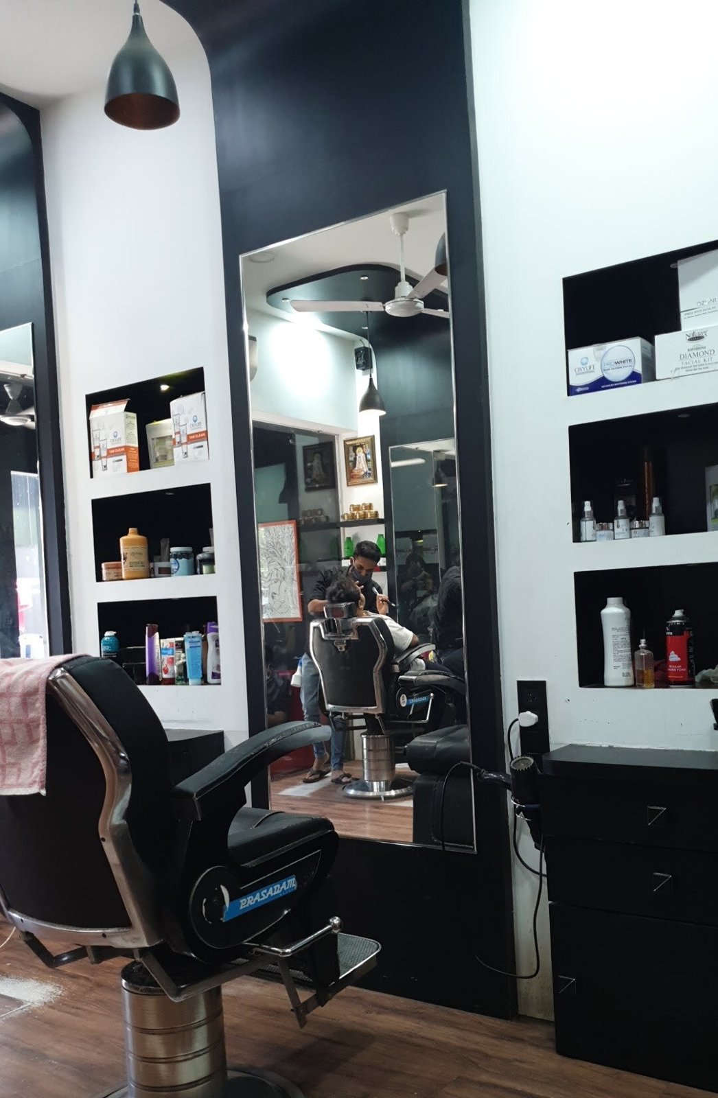 Melena Beauty Parlour