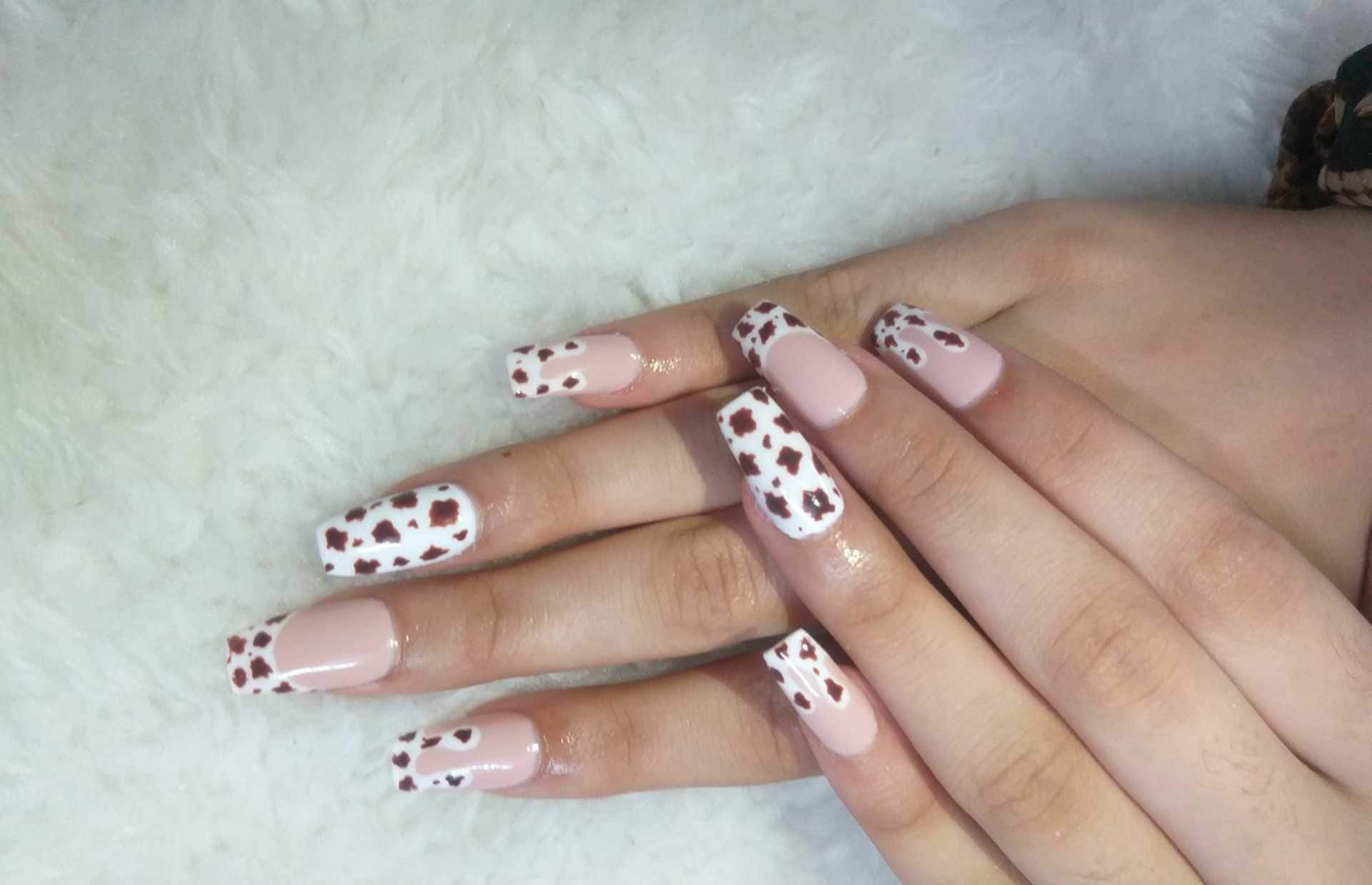 Happy Nail & Eyelash Studio Academy