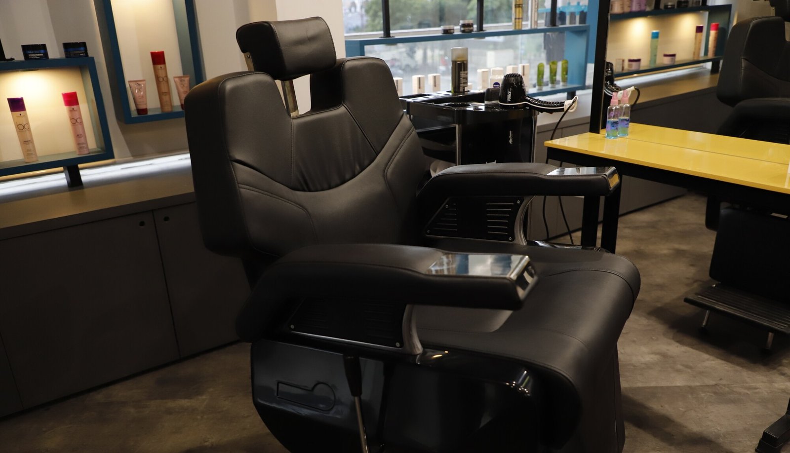 Oscar The Family Salon
