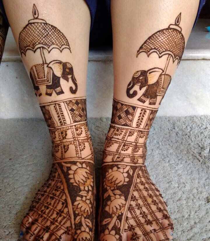 Khyatis Mehendi And Classes