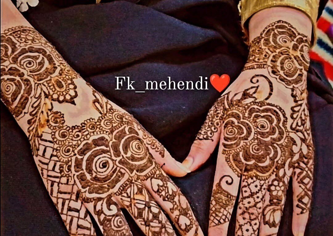 Aamena Mehendi Artist Vadodara