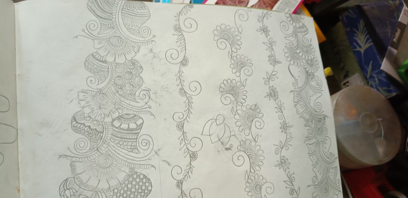 Rj Mehndi