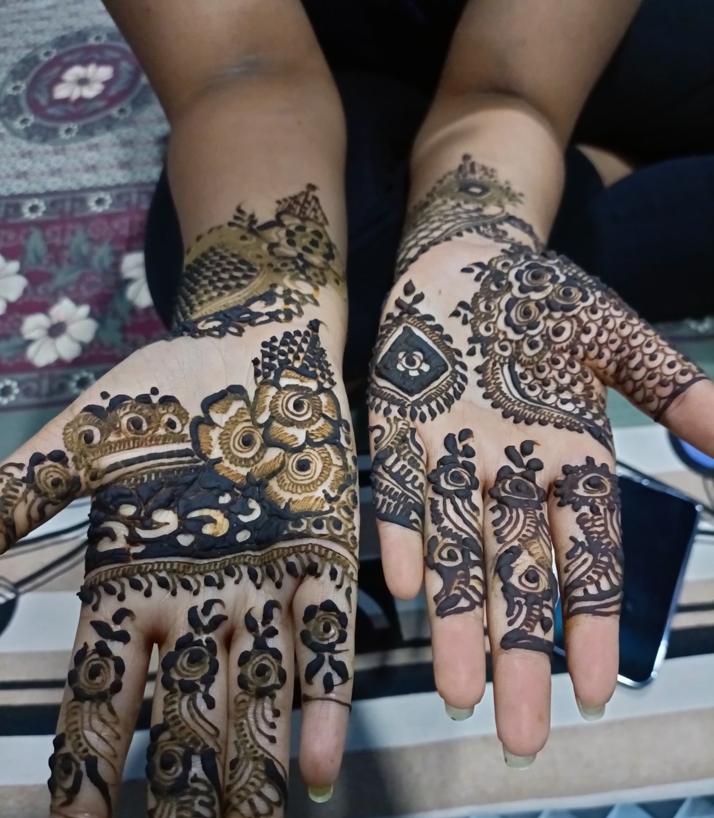 Aamena Mehendi Artist Vadodara