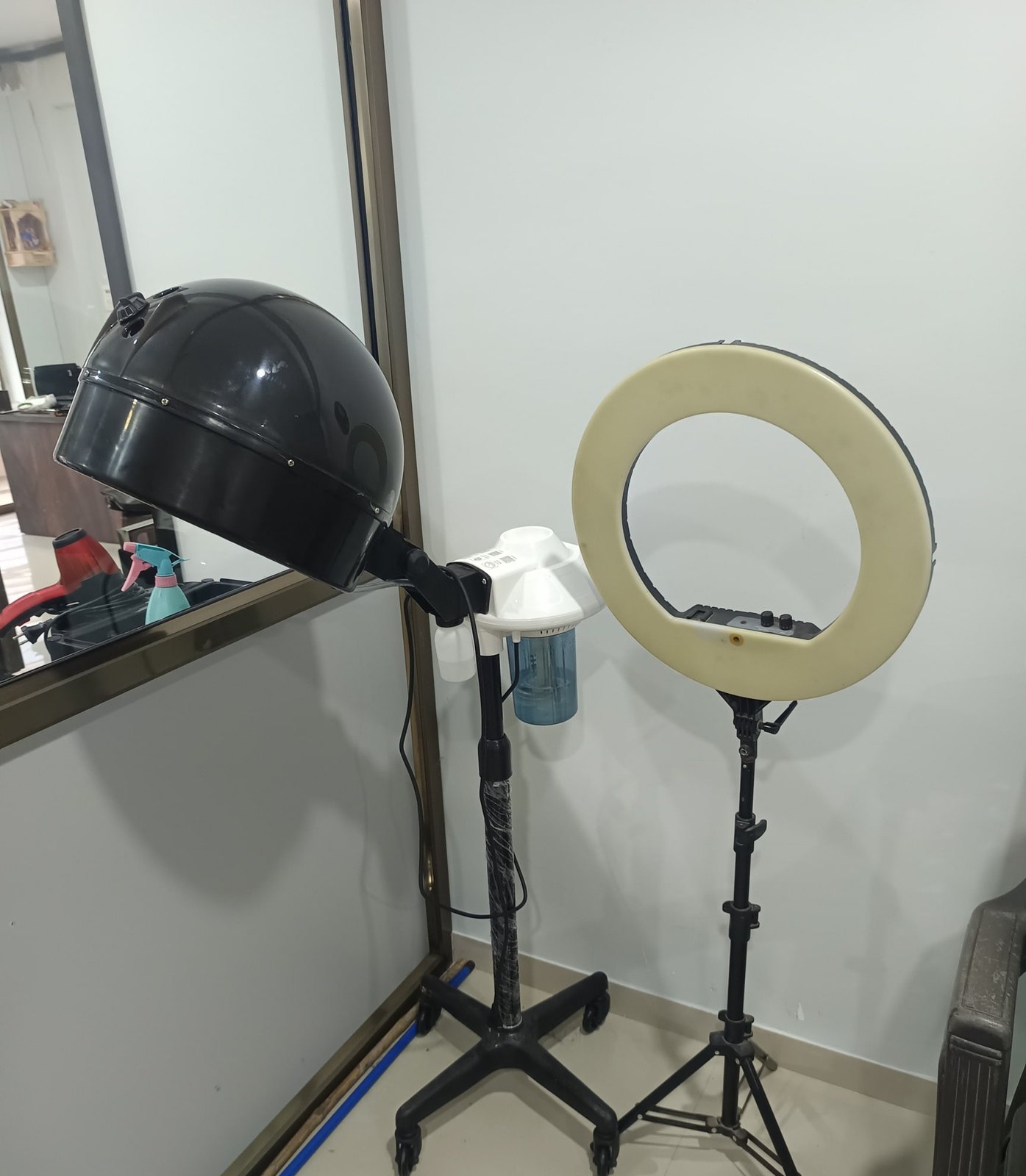 Urvi Beauty Salon & Bridal Studio