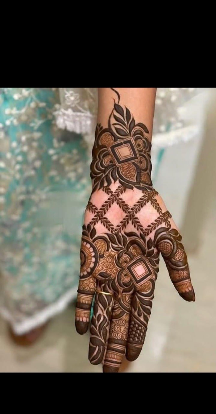 Gauri Beauty Parlour and Mahendi Classic