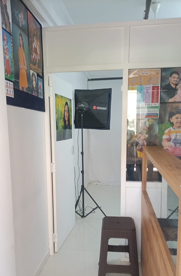K P Photo Studio