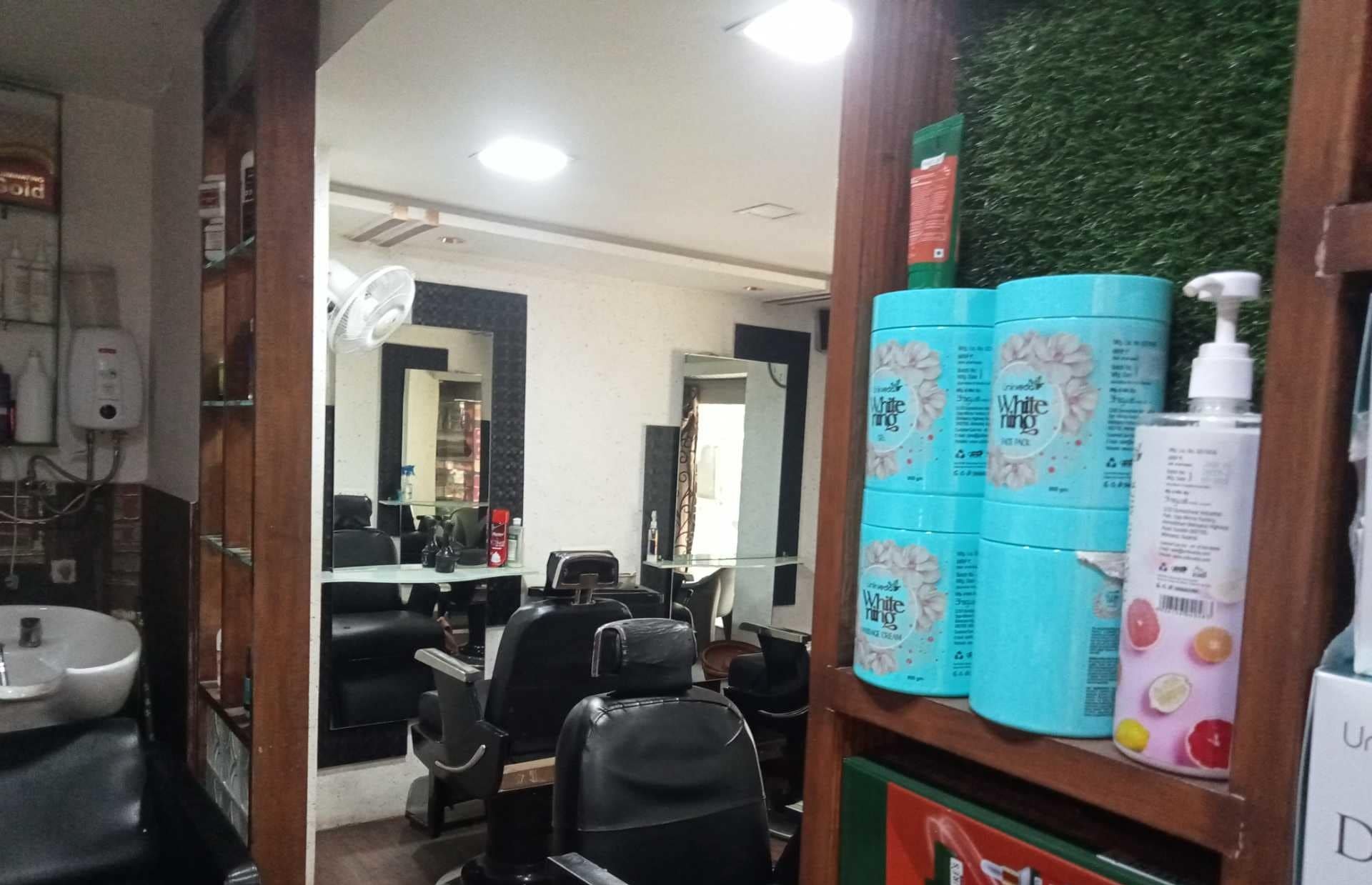 Vijay Hair Art