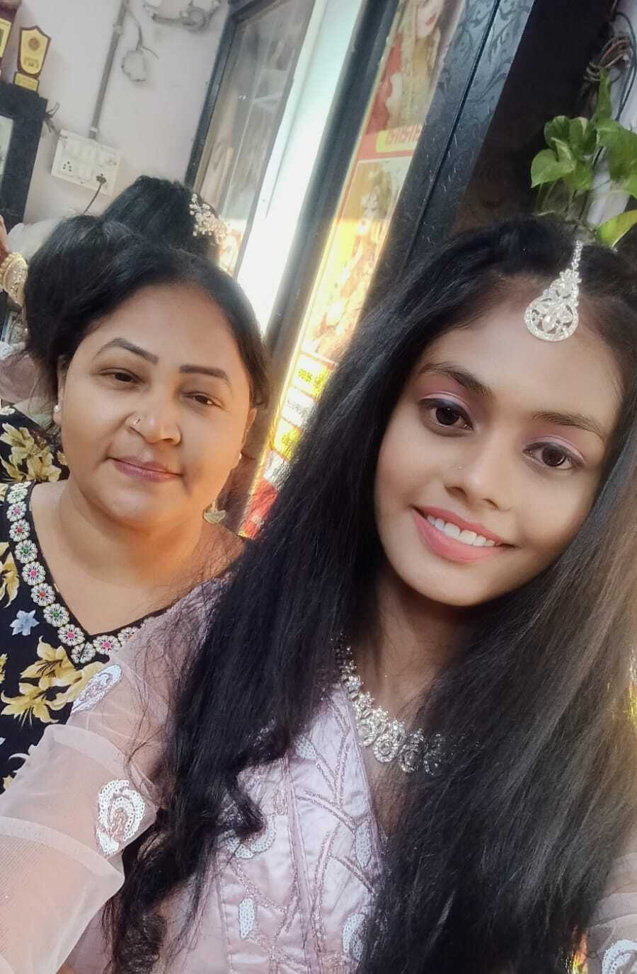 Gauri Beauty Parlour and Mahendi Classic