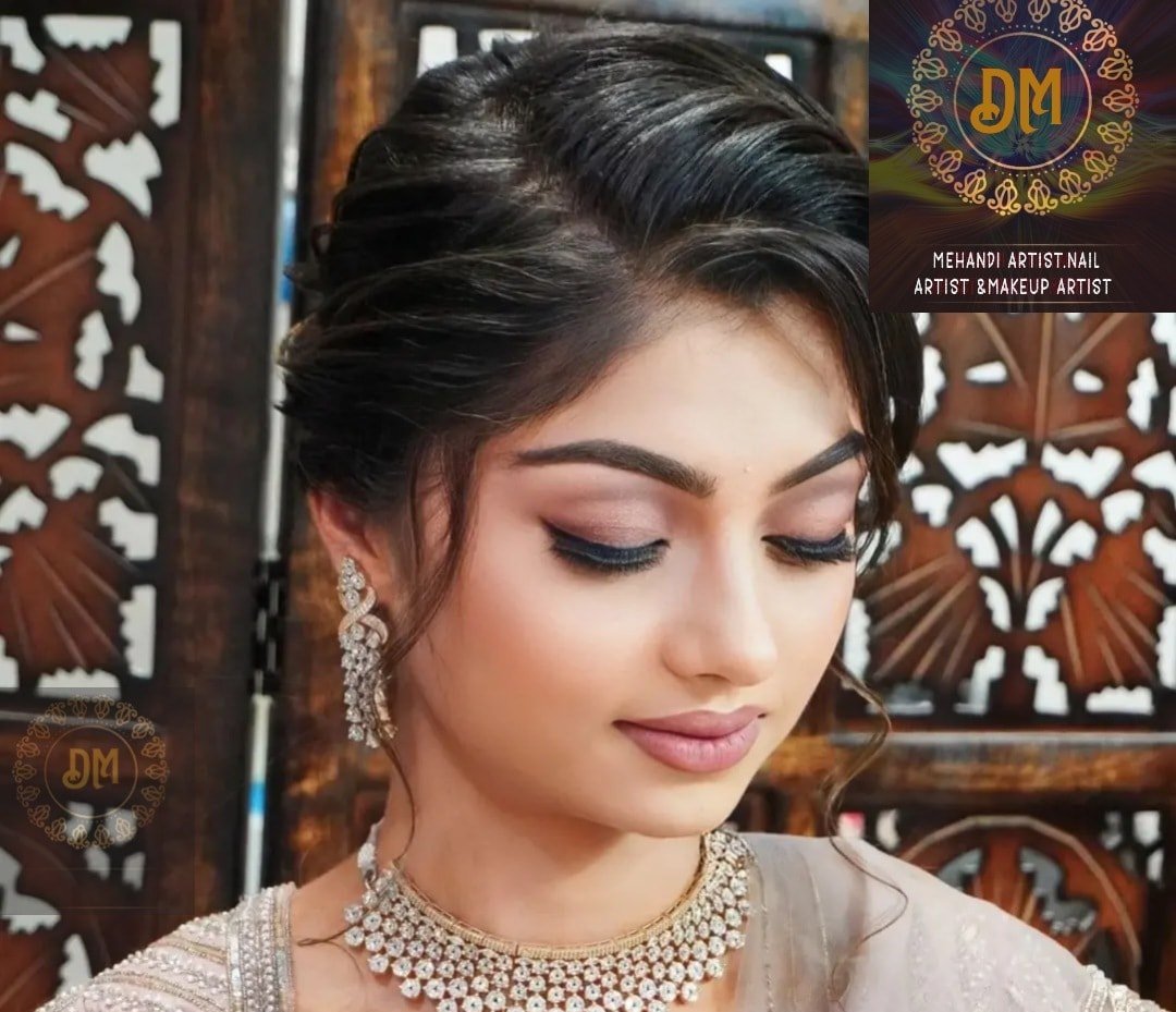 Dipti Makeup Studio Brush (Bridal Makeup Artist)