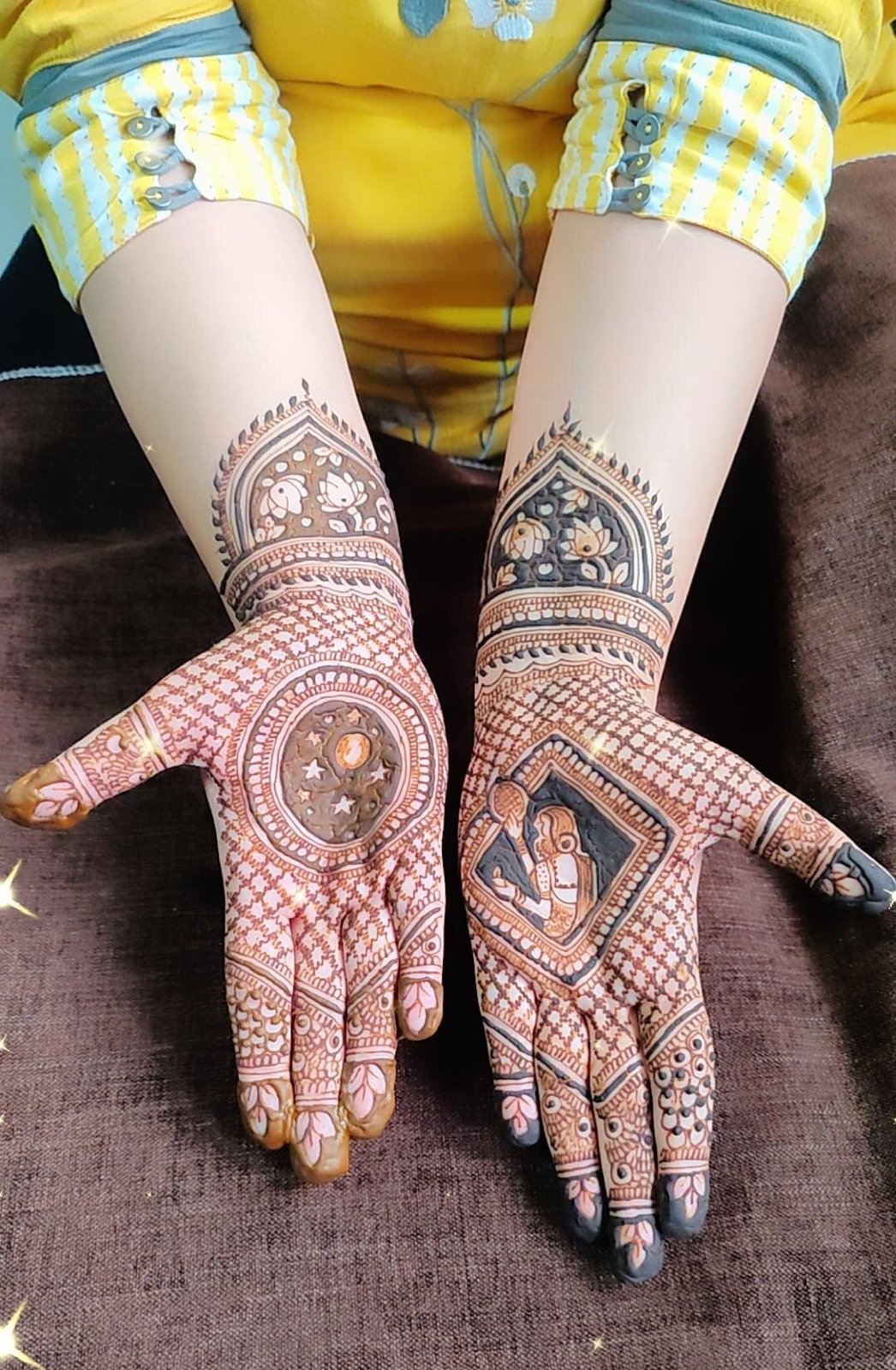 Jyoti Dixit Mehendi Artist